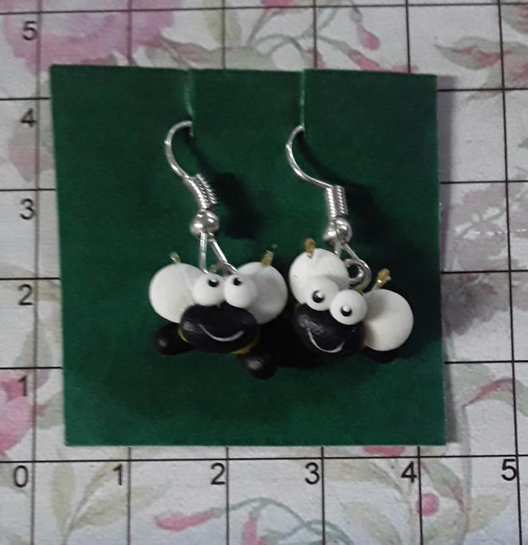 REF: V00002092 ARETES SURTIDOS VARIOS MOTIVOS