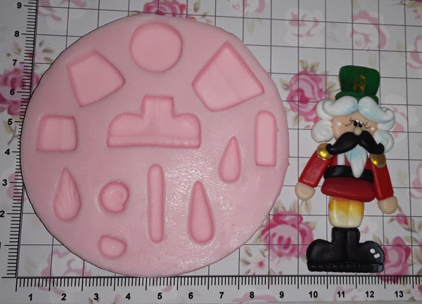 REF: 70000F231 MOLDE SILICONA CON FIGURA CASCANUECES NV-70